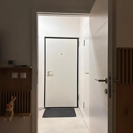 דירה Dele Free Parking *