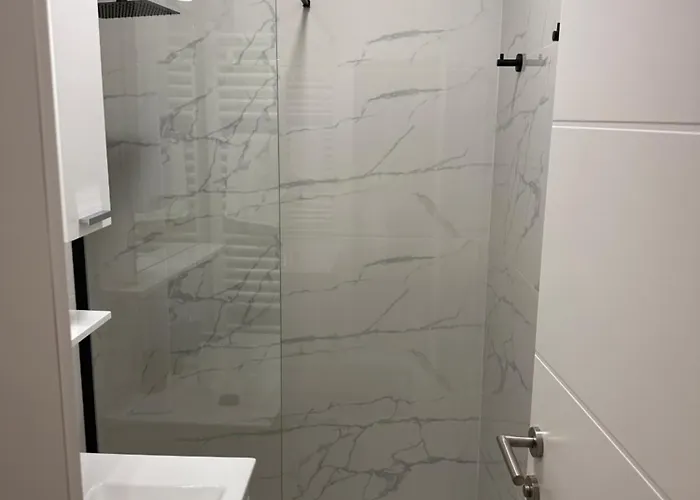 Dele Free Parking * سراييفو